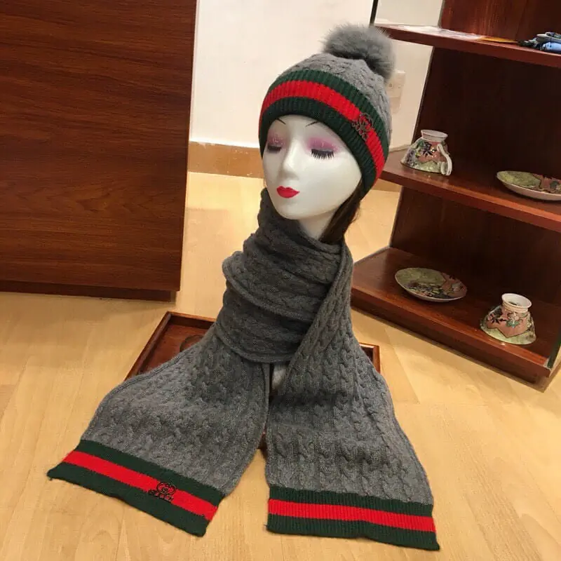 gucci hat and echapres set s_12651732